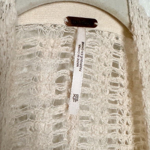FREE PEOPLE COTTON CREAM LONG OVERSIZED CARDIGAN SZ XS - Picture 3 of 8